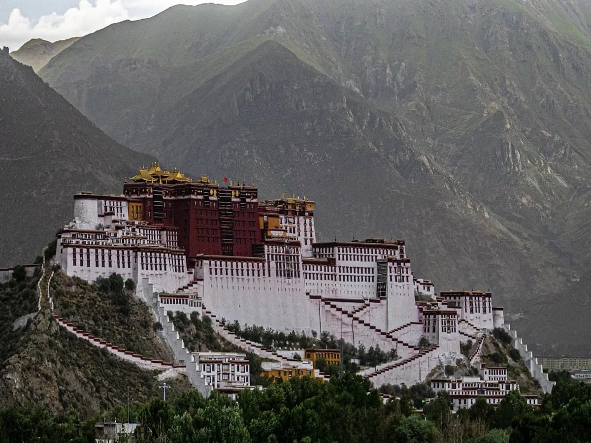 Lhasa Tour from Nepal 4 days
