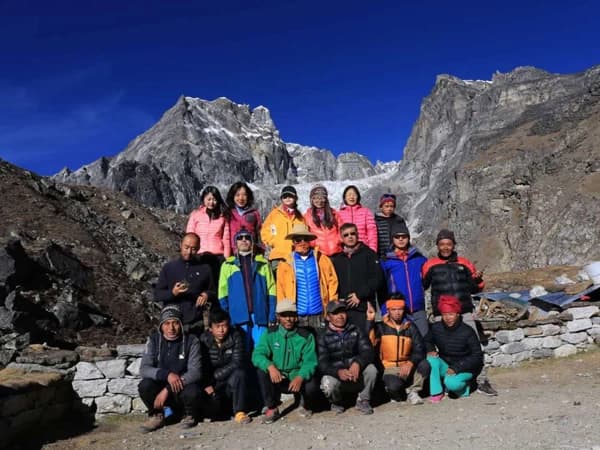 Everest Trekking Gropu