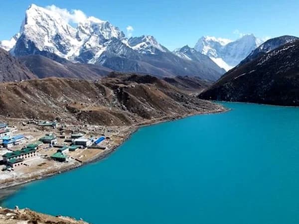 Gokyo Lake