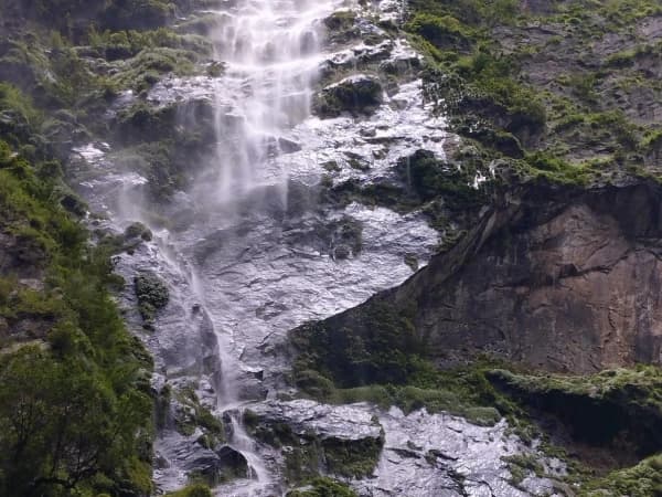 Manaslu Circuit Tour