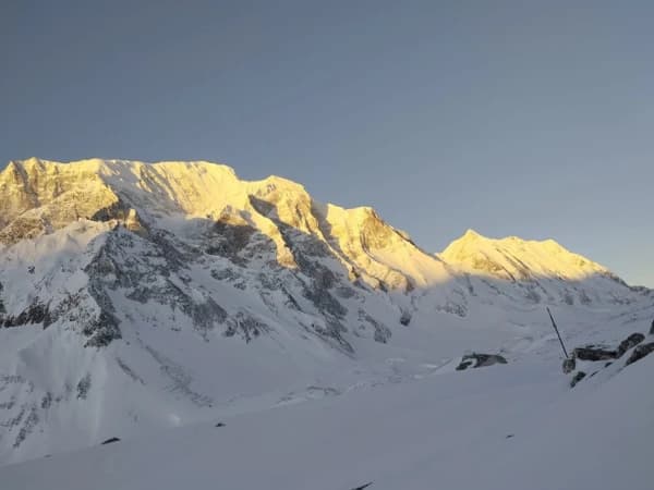 Manaslu Circuit Larkey Pass Trek 16 days